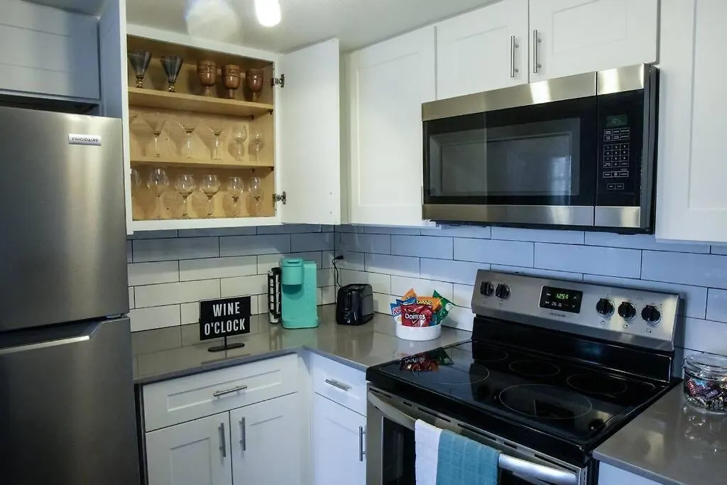 2 Bedroom Minutes From Las Vegas Strip And Airport