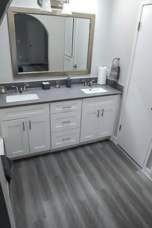 2 Bedroom Minutes From Las Vegas Strip And Airport דירה